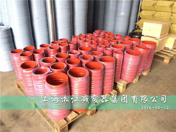 紅色非標卡箍式橡膠軟連接