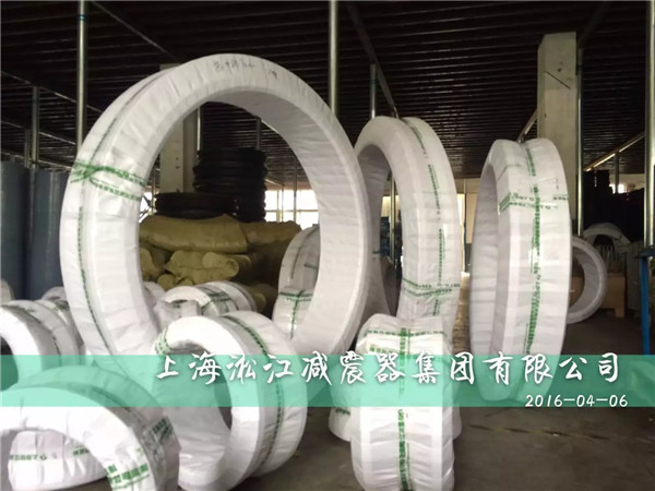 5月30號上海淞江大口徑橡膠接頭發(fā)貨現(xiàn)場 大口徑橡膠接頭,淞江大口徑橡膠接頭,上海大口徑橡膠接頭