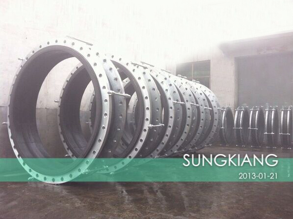 大翻邊橡膠接頭在什么樣的情況下使用 橡膠接頭