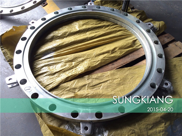 大口徑加固型橡膠軟連接加工過程 加固型橡膠接頭:橡膠接頭加裝加固裝置教程!